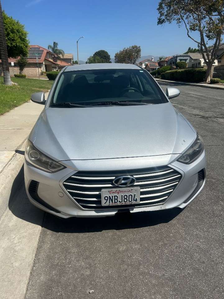 2017 HYUNDAI ELANTRA
